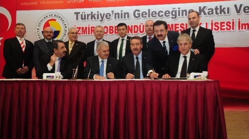 İzmir&rsquo;e Tobb&rsquo;dan Mesleki Eğitim Kamp&uuml;s&uuml;