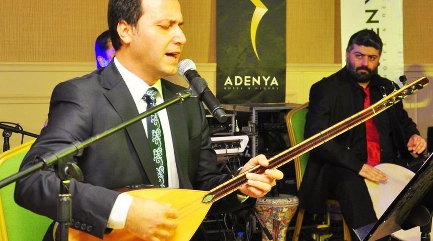 Emekli &Ouml;ğretmen Akdoğan: &Ouml;ğretmen Arı Gibi Bal Verir