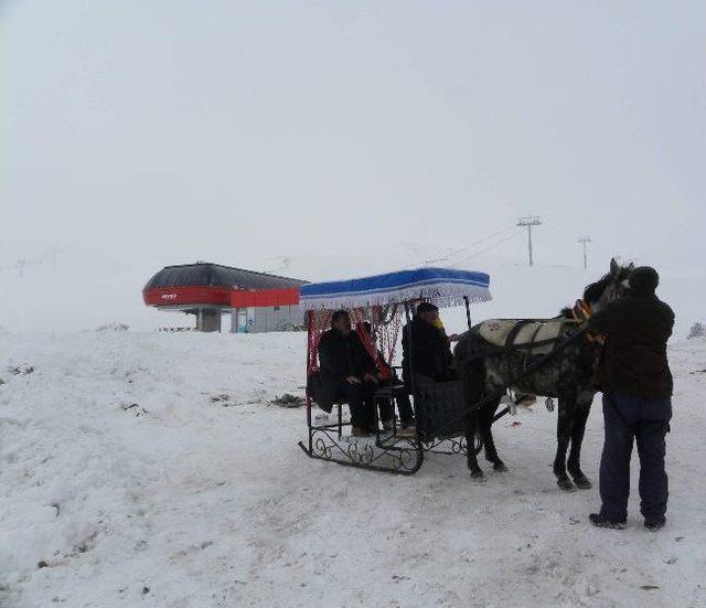 Erciyes Kayak Merkezi&rsquo;nde Atlı Kızak Turları Başladı 2