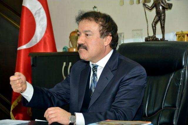 &Uuml;nye&rsquo;den N&uuml;fusunu Taşıyanların Isimlerini Meydana Asacak 1