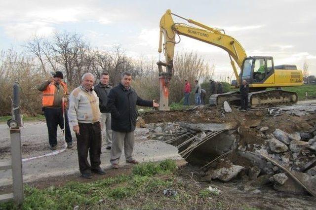 &Ouml;demiş-izmir Karayolu Trafiğe Kapatıldı 2