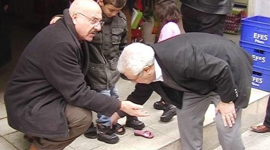 Kızıltepe&rsquo;deki Suriyeli M&uuml;ltecilere İstanbul&rsquo;dan Yardım Eli