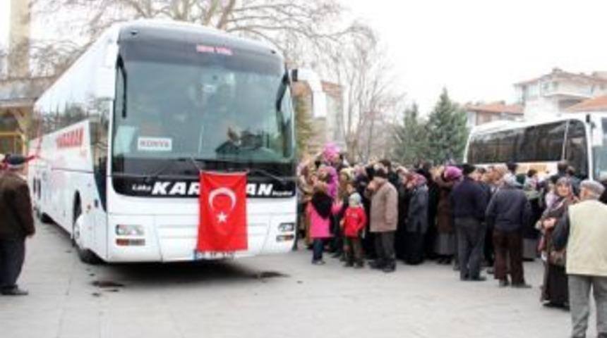 Karamanlı &Ouml;ğrenci Ve &Ouml;ğretmenler Umreye Gitti