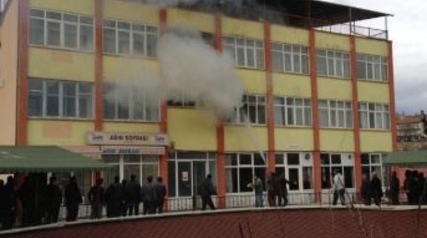 Ağın'da Otel Yangını