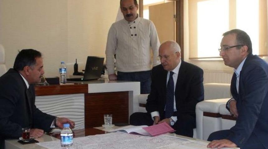 Yenimahalle&rsquo;de Hedef 170 Bin Ton Asfalt