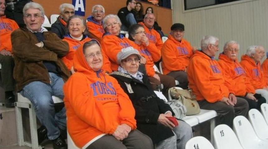 Huzurevi Sakinlerinin Ma&ccedil; Keyfi