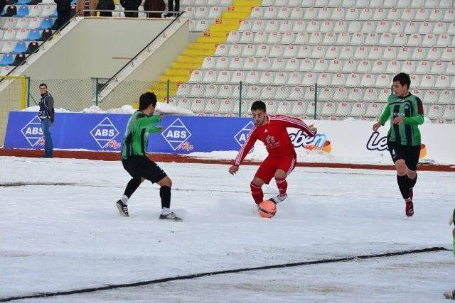 Yakutiye Spor&rsquo;dan Hakem Kuruluna &Ccedil;ağrı: 2