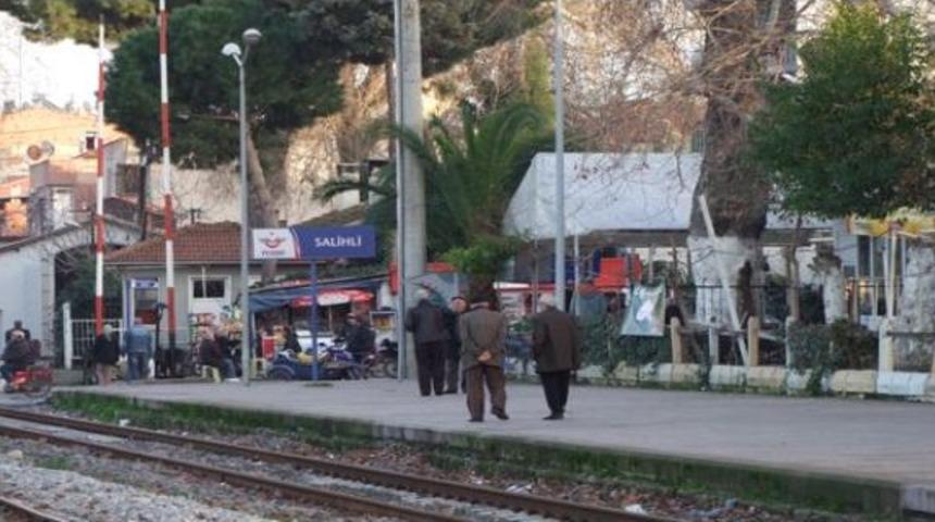 Salihli'de İstasyon &Ccedil;evresinde Peyzaj &Ccedil;alışması Yapılacak