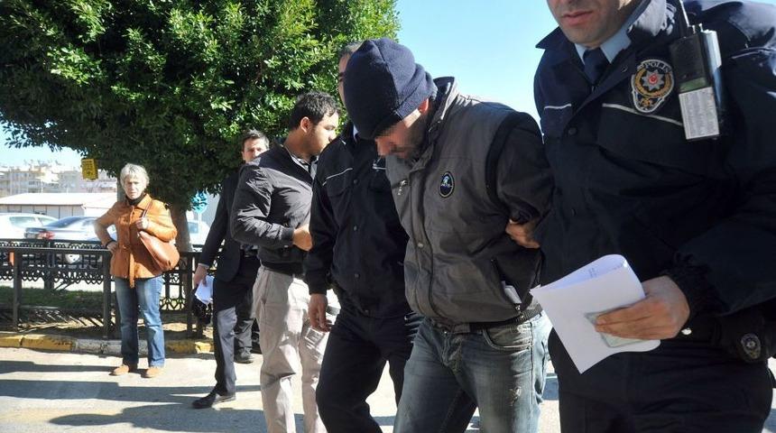 Ev Kirasını &Ouml;demek I&ccedil;in Kuyumcu Soymaya Kalktı