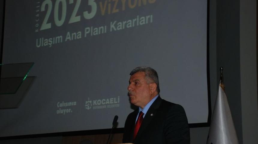 Karaosmanoğlu: Kocaeli'nin Trafik Y&uuml;k&uuml;n&uuml; Kuzey Ve G&uuml;ney Otoyolları &Ccedil;&ouml;zecek