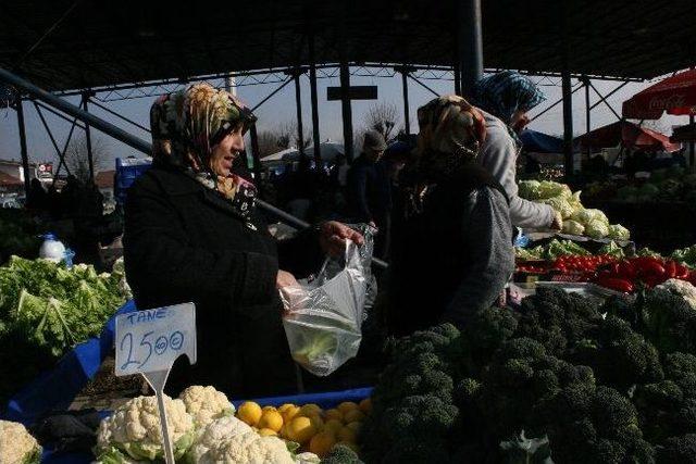 Semt Pazarının Yeri Başka 1