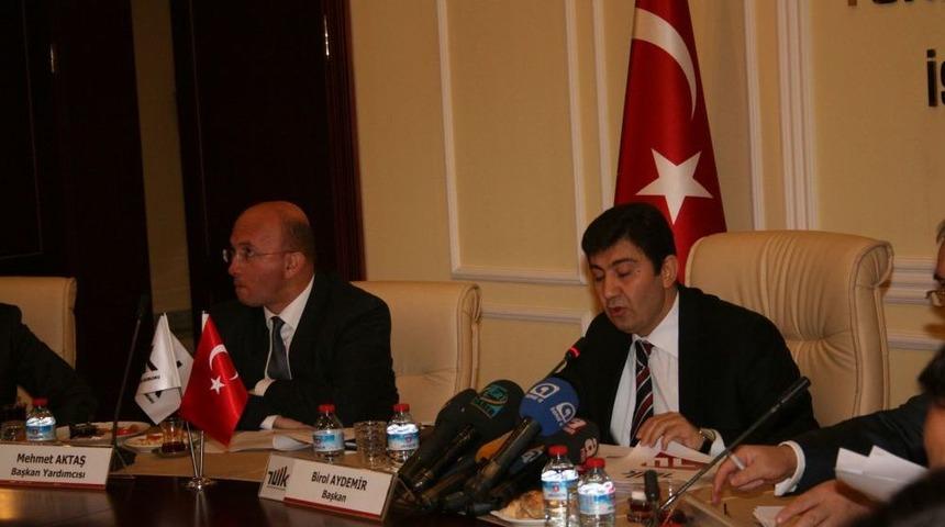 T&Uuml;İK Başkanı: Verileri Erken Paylaşarak Ilkelerimizi &Ccedil;iğnedik, &Ouml;z&uuml;r Dileriz