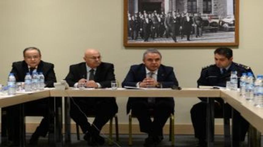 Başkan B&ouml;cek: Kent G&uuml;venliğinde Kurumlararası Işbirliği Şart