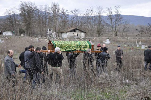 Astsubay Naci Demir, Memleketi Amasya&rsquo;da Toprağa Verildi 1
