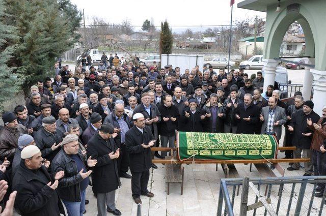 Astsubay Naci Demir, Memleketi Amasya&rsquo;da Toprağa Verildi 2