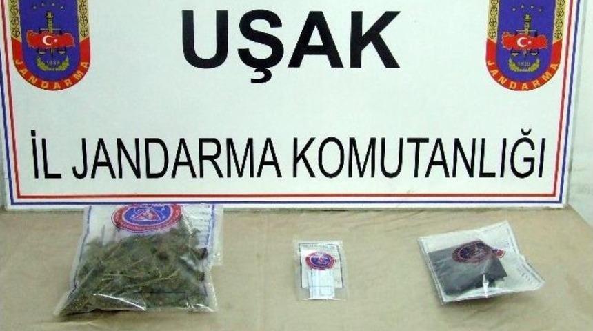 Jandarmadan Uyuşturucu Ve Sigara Ka&ccedil;ak&ccedil;ılara Darbe