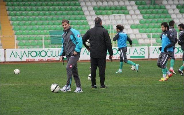 Giresunspor, Bugsaşspor Maçı Hazırlıklarını Çift Kale Maçla Sürdürdü