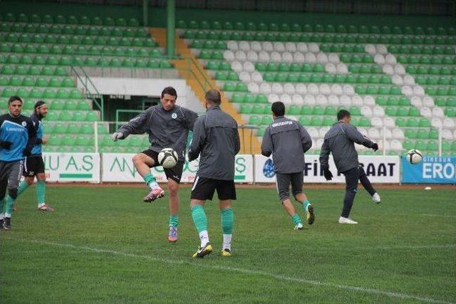 Giresunspor, Bugsaşspor Maçı Hazırlıklarını Çift Kale Maçla Sürdürdü