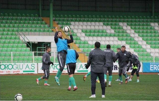 Giresunspor, Bugsaşspor Maçı Hazırlıklarını Çift Kale Maçla Sürdürdü