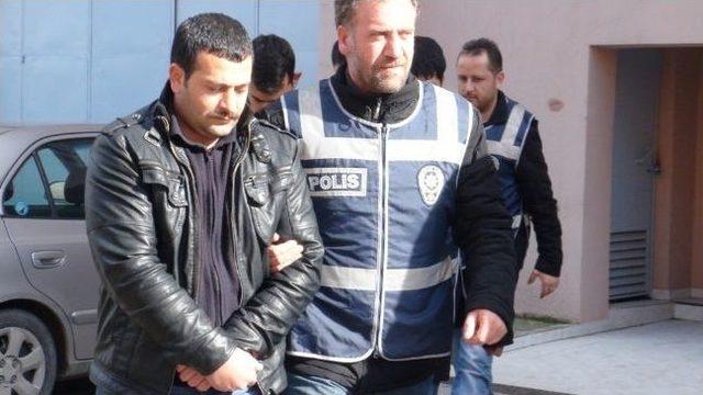 Kocaeli de Ka&ccedil;ak Sigara Operasyonu 2