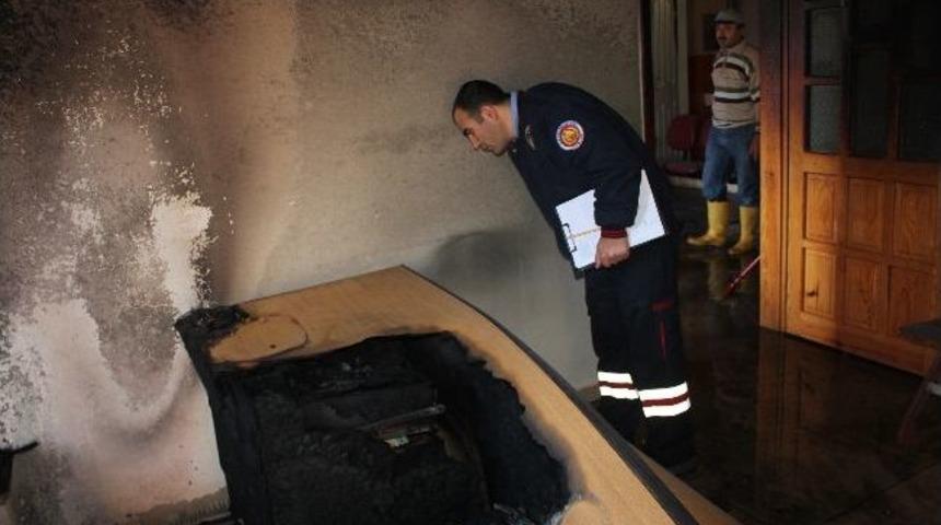 Sağlık Ocağında Yangın