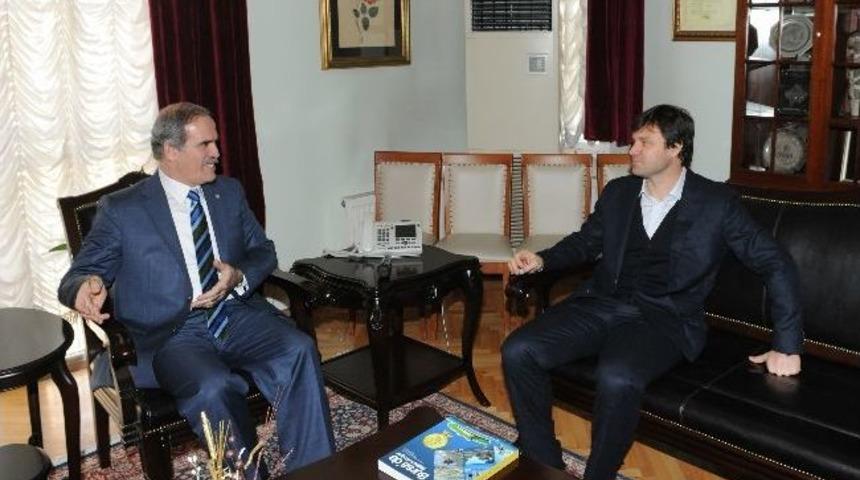 Ertuğrul Hoca’dan Başkan Altepe’ye Veda Ziyareti