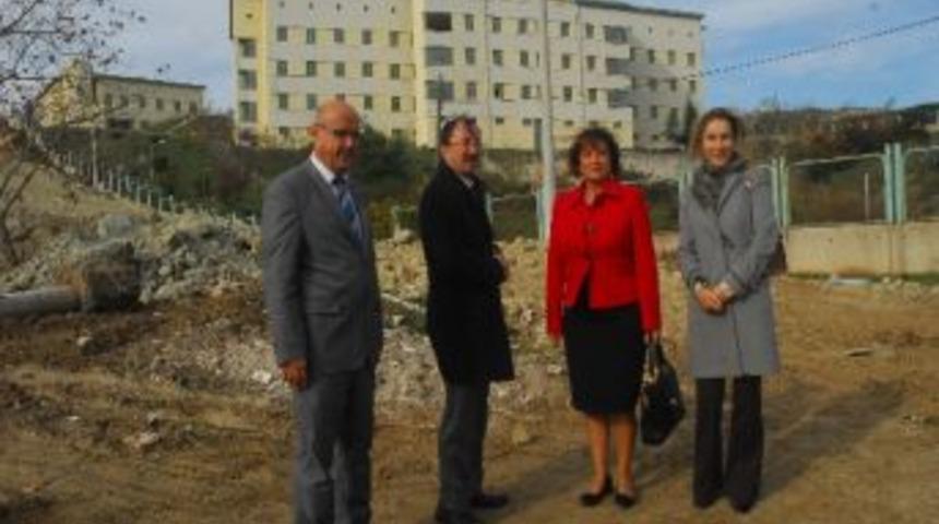 Rehabilitasyon Merkezi'nin Kayıp Planları Aranıyor