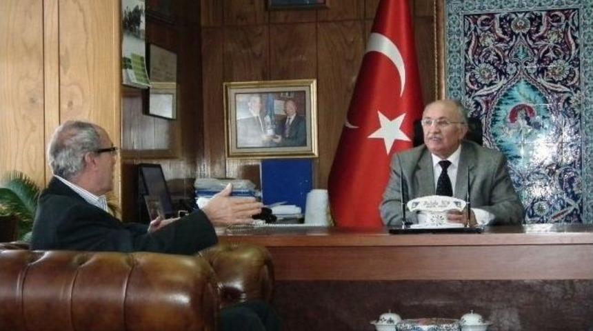 Başkan İ&ccedil;a&rsquo;ya &ldquo;santez&rdquo; Plaketi