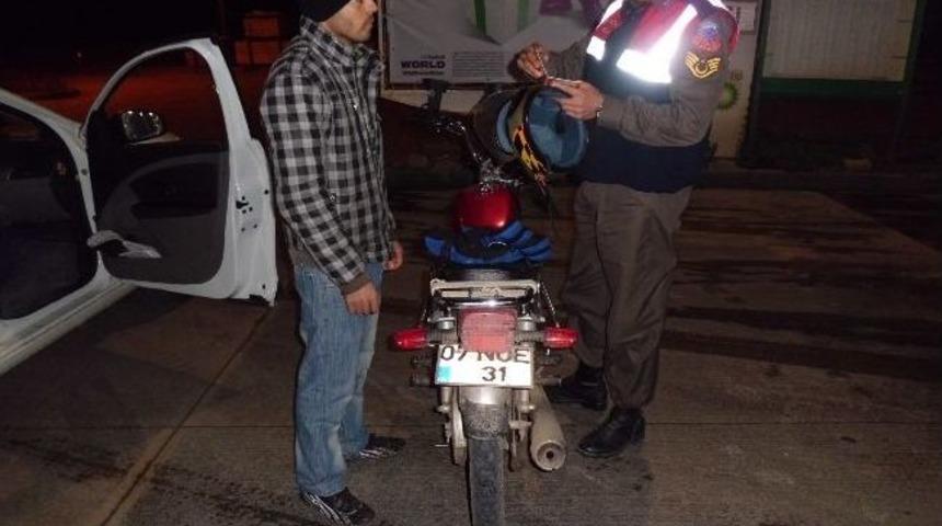 Alanya'da Jandarma Denetimleri Devam Ediyor