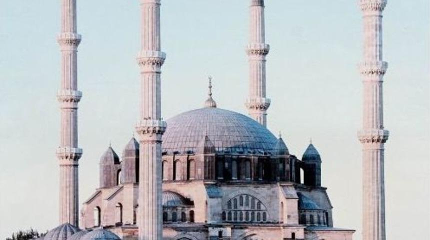 Edremit K&ouml;rfezi&rsquo;nin En B&uuml;y&uuml;k Camisi Olacak