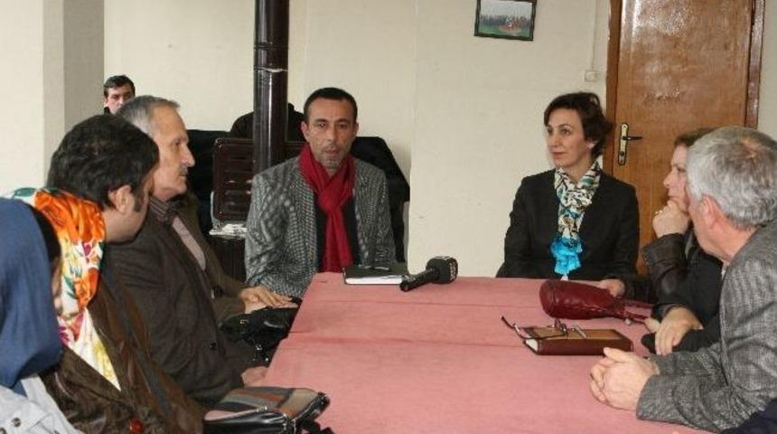 Rekt&ouml;r Şerifoğlu, D&uuml;zce G&uuml;rc&uuml; K&uuml;lt&uuml;r Derneğini Ziyaret Etti