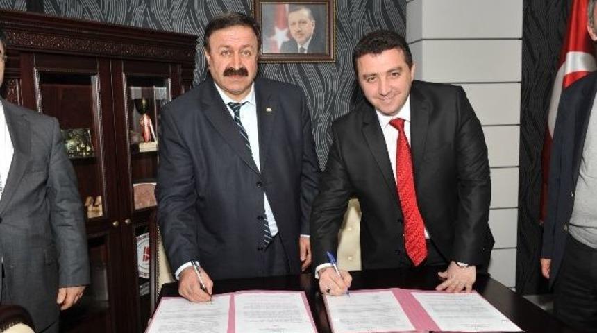 Boz&uuml;y&uuml;k Belediyesi&rsquo;nde Sosyal Denge S&ouml;zleşmesi İmzalandı