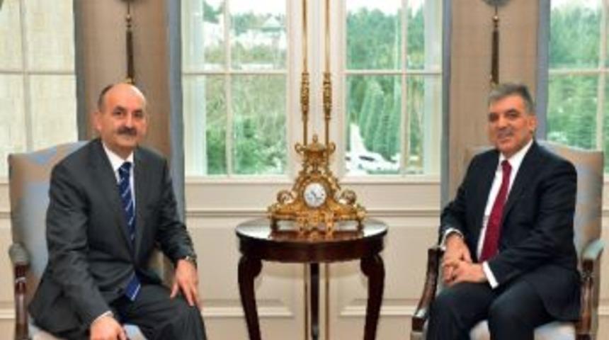 Cumhurbaşkanı G&uuml;l, Sağlık Bakanı M&uuml;ezzinoğlu&rsquo;nu Kabul Etti