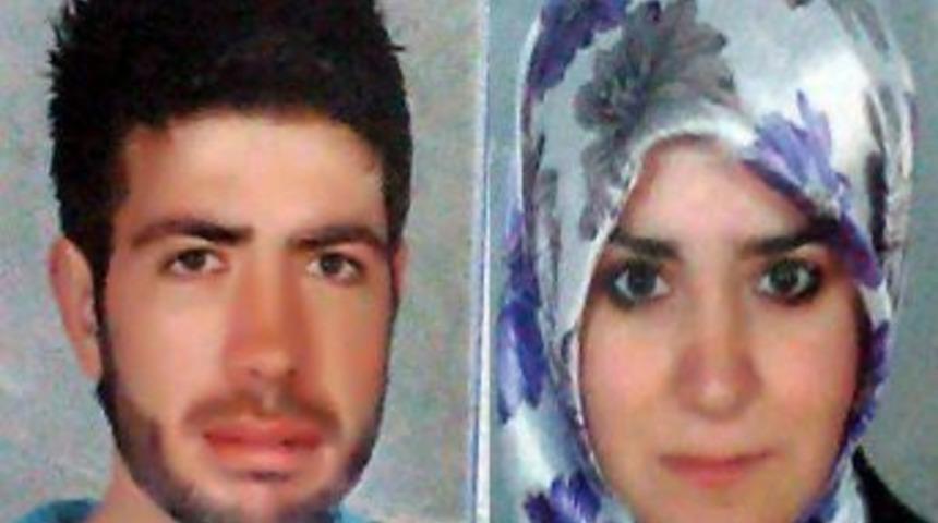 Adliyede Eşini Bı&ccedil;akladı