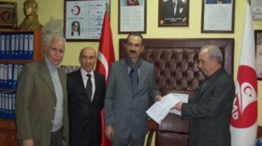 Başkan Soyer, &Ouml;demiş Muhtarlar Derneği'ni Ziyaret Etti