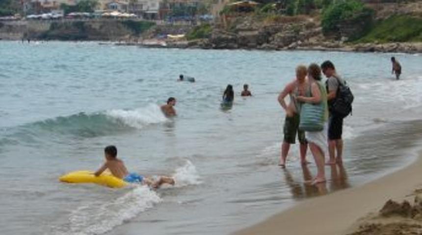 Rusların Y&uuml;zde 85'i Deniz, Kum Ve G&uuml;neş Turizmine Geliyor