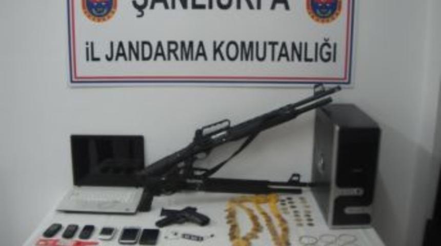 Ak&ccedil;akale'de Dolandırıcılara Operasyon: 3 G&ouml;zaltı