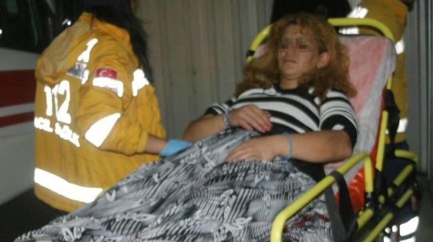 Tartıştığı Karısını Bı&ccedil;akladı