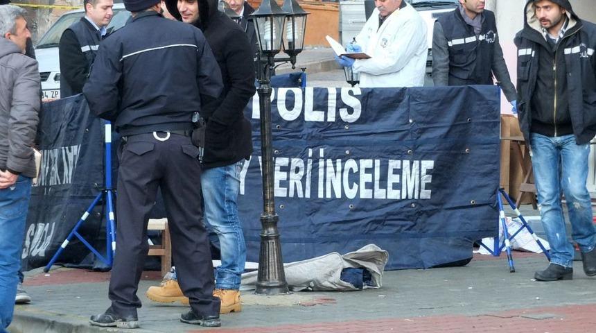 Sokakta &Ouml;ld&uuml;r&uuml;len Şahıstan Kimlik &Ccedil;ıkmadı