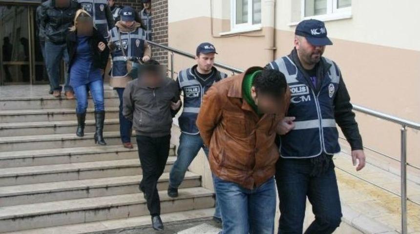 Pkk Tehdidiyle 3,5 Milyon Liralık Dolandırıcılık