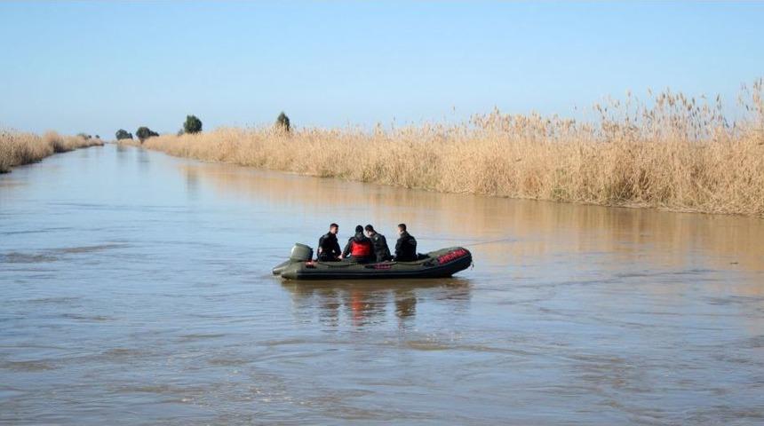Arabayla Nehre D&uuml;şen Aileyi Arama &Ccedil;alışmaları D&ouml;rd&uuml;nc&uuml; G&uuml;n&uuml;nde