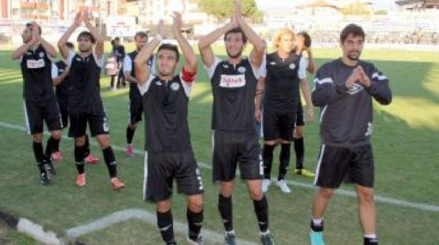 Nazilli Belediyespor Eksikleri Sorun Etmiyor