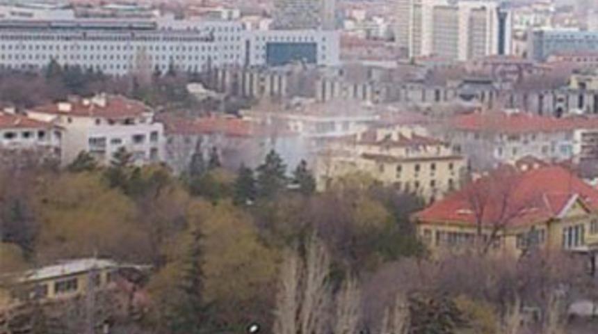 ABD B&uuml;y&uuml;kel&ccedil;iliği &ouml;n&uuml;nde patlama!