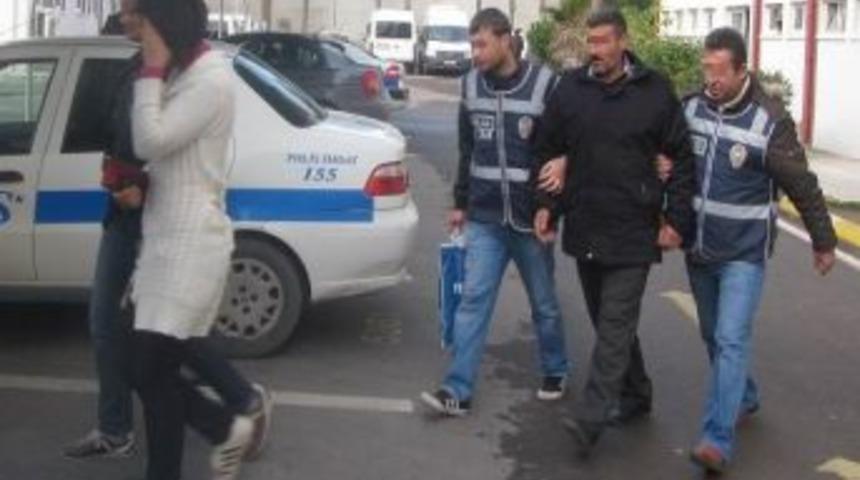 Baba-kız 74 Kredi Kartı İ&ccedil;in Aynı Adresi Verdiler