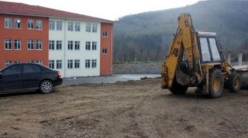 G&uuml;m&uuml;şova Anadola Lisesi Yolu A&ccedil;ıldı