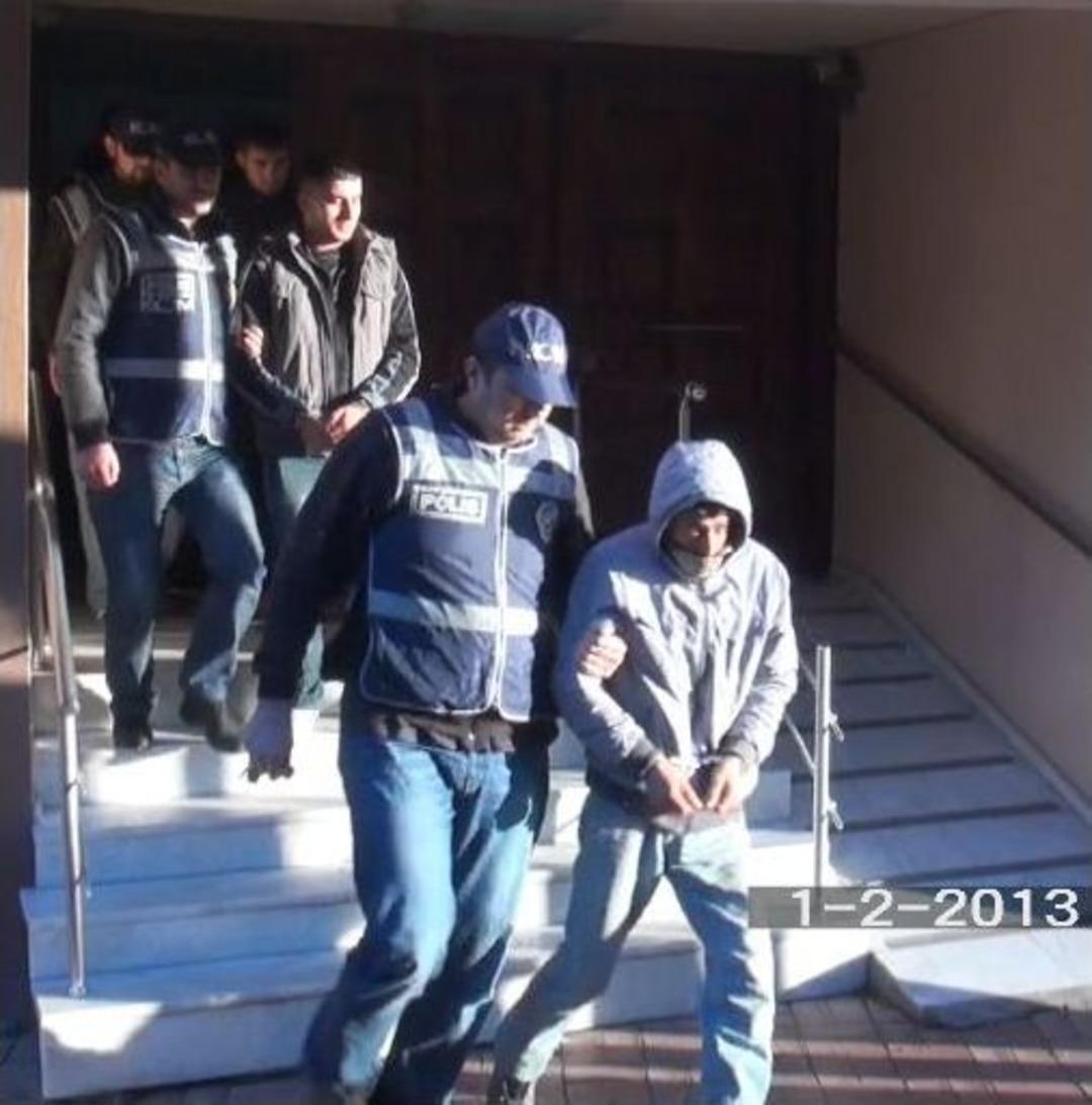 Narkotik Polisi Uyuşturucu Satışını G&ouml;r&uuml;nt&uuml;ledi