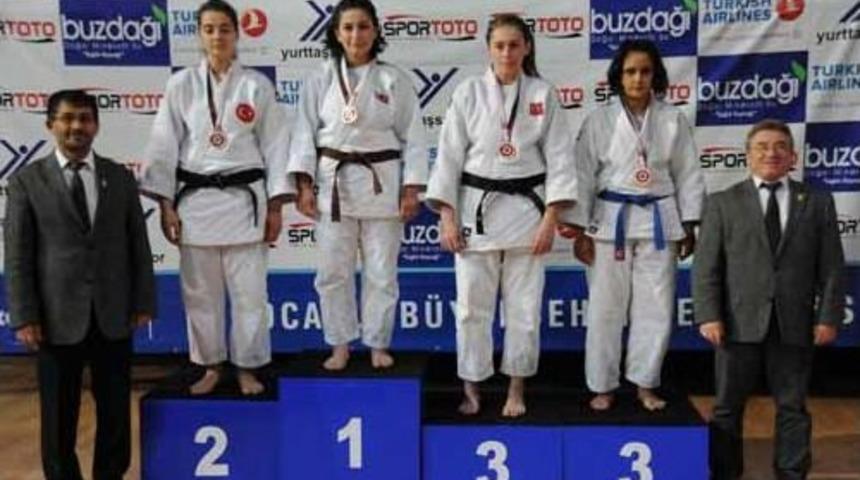 Osmangazispor&rsquo;un Judocuları Şampiyon