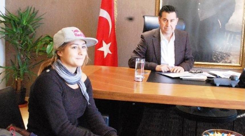 Rekoru Kırdı Bodrum&rsquo;a D&ouml;nd&uuml;