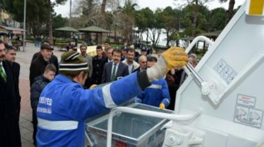 &Uuml;nye Belediyesi&rsquo;ne Iki &Ccedil;&ouml;p Kamyonu Tahsis Edildi