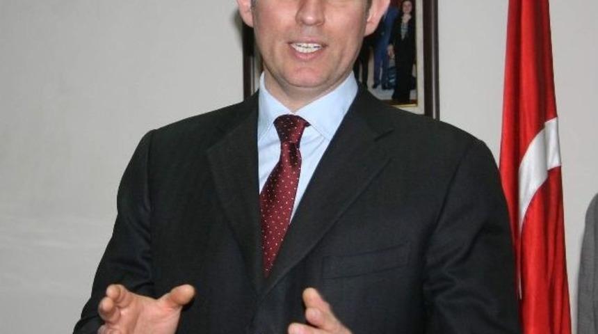 Ankara Baro Başkanı Avukat Metin Feyzioğlu, Karab&uuml;k Barosu'nu Ziyaret Etti